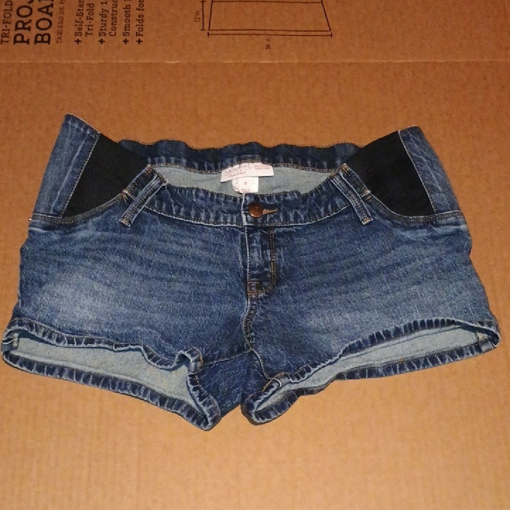 Isabel Maternity Midi shorts size 8